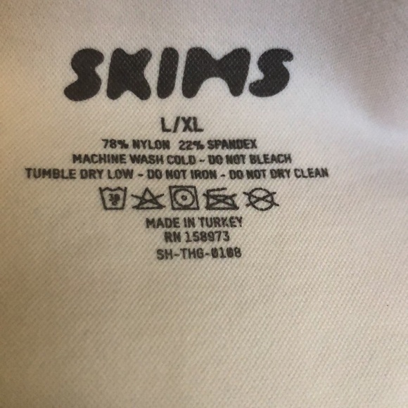 Skims Core Control Thong Back Panty Size L/XL - Picture 5 of 6